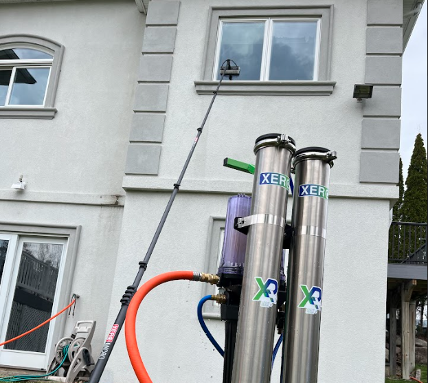Brightness industrial window cleaning machine ready to clean a window